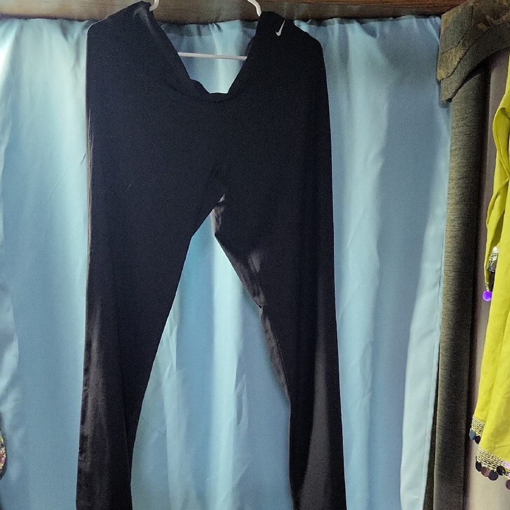 Nike Black Pants Size Large NWOT